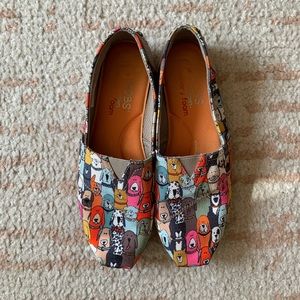 BOBS Dogs by Skechers Women’s Canvas Slip-On, 7.5